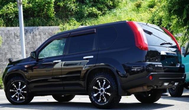 2011 NISSAN X-TRAIL